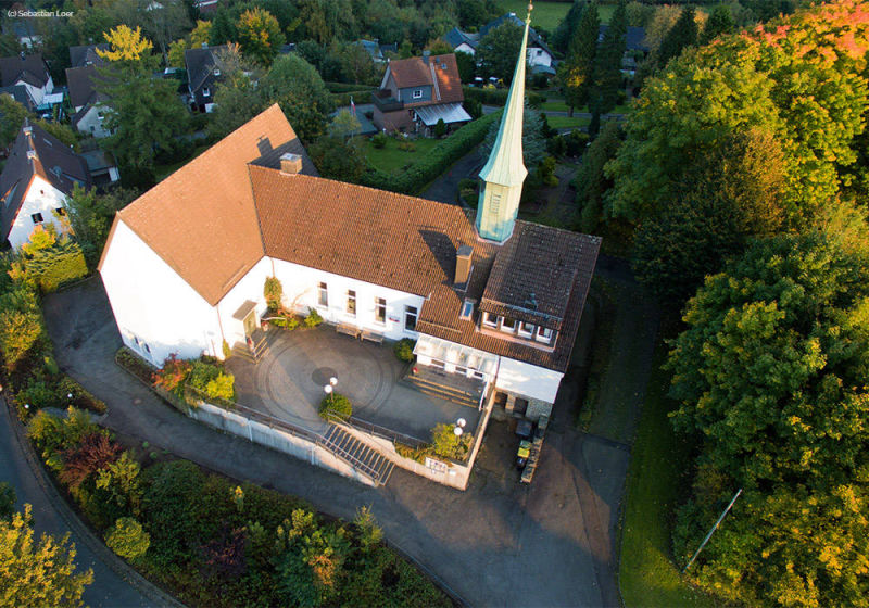 Unsere Kirche von oben (von Sebastian Loer)